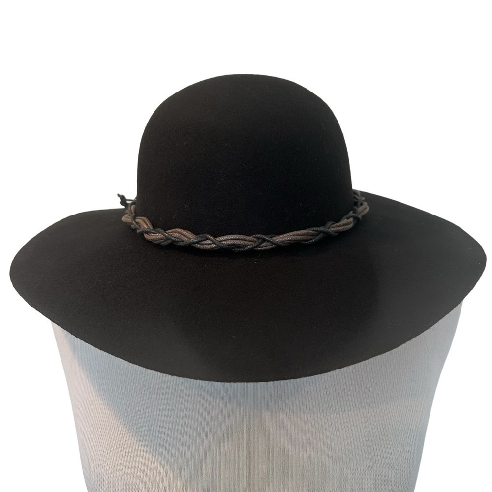 Adorable black wool adjustable hat - Picture 6 of 13